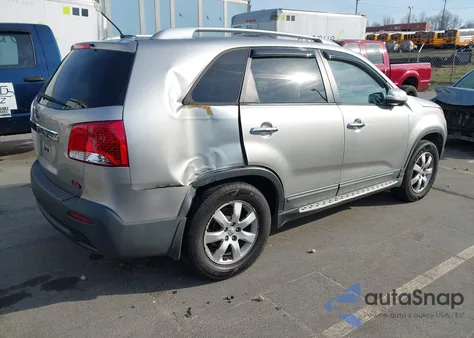 2013 Kia Sorento Lx z USA, uszkodzony, nr VIN 5XYKT4A67DG333869